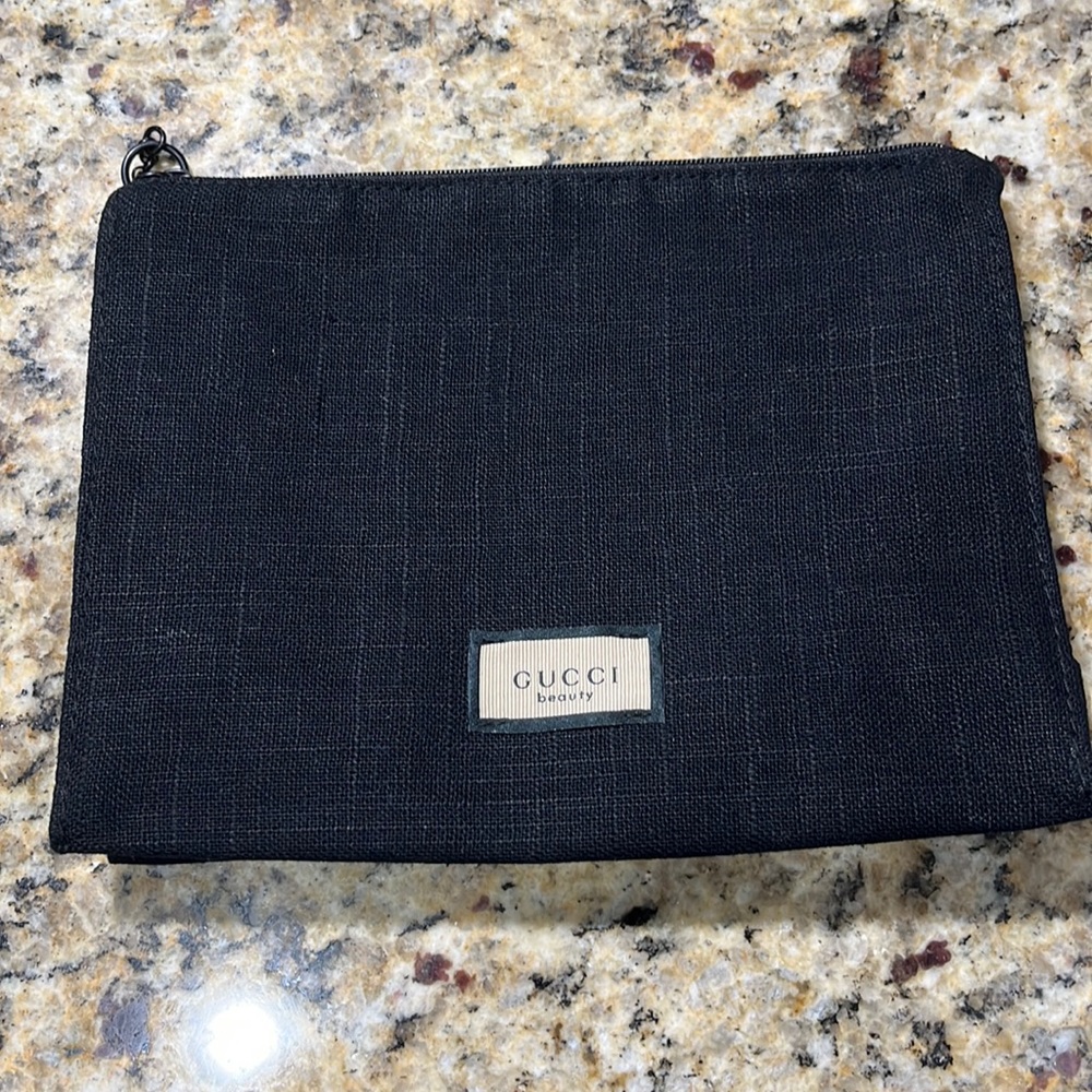 Gucci cosmetic pouch